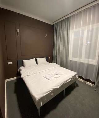 Отели типа «постель и завтрак» Nomad Актобе Двухместный номер с 1 кроватью и собственной ванной комнатой-3